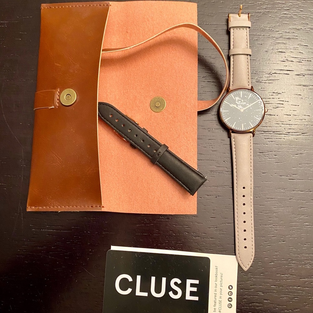 Cluse Watch Brand New with Extra Band